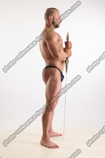 Duncan Standing Pose With Sword 07